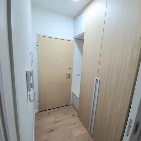 Avalona 1 Apartment *